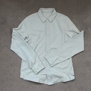 Vuori Long Sleeve Button down shirt